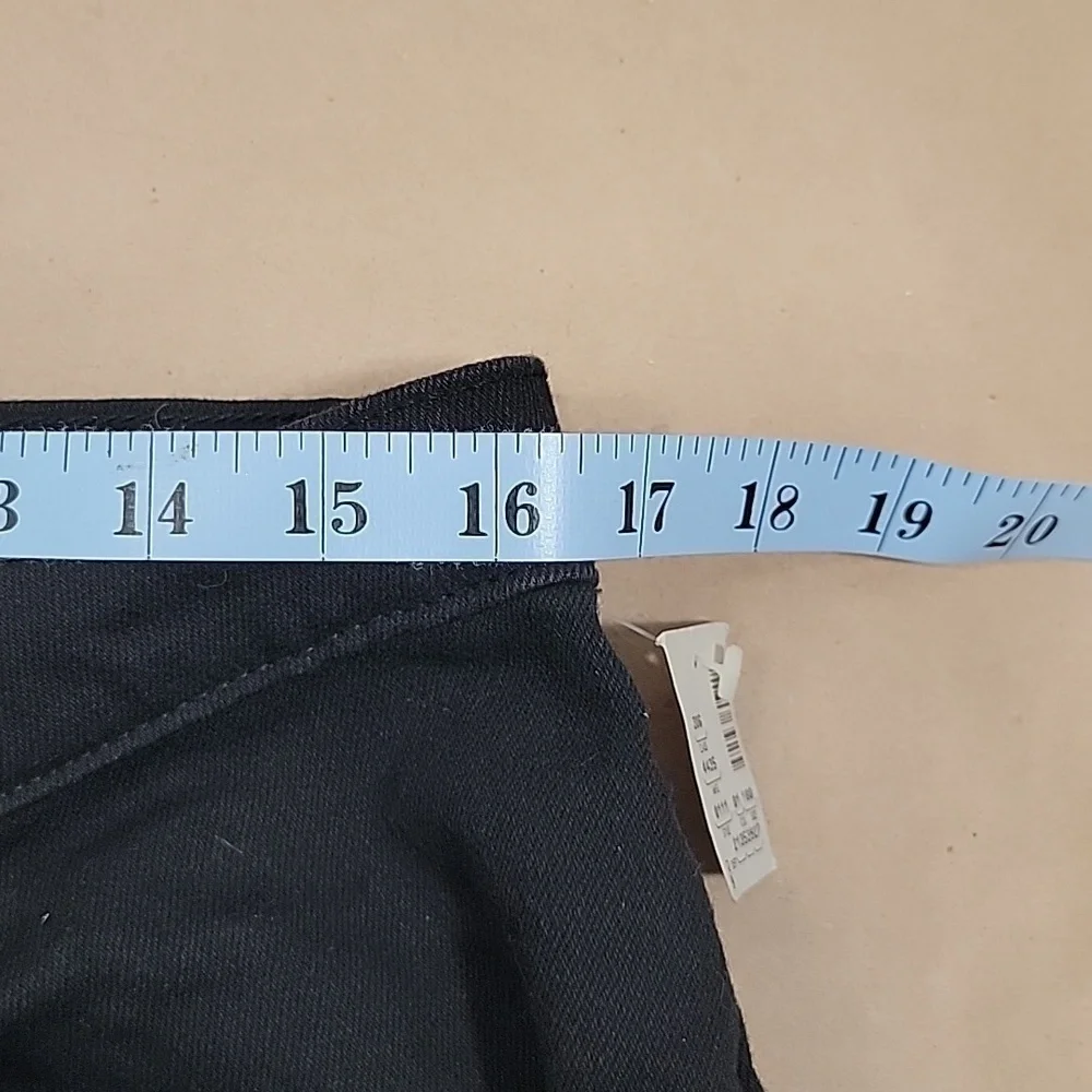 Avenue Blues. Black Jeans, Size 18 Average.  Stretch.  NEW with Tag - Picture 4 of 14